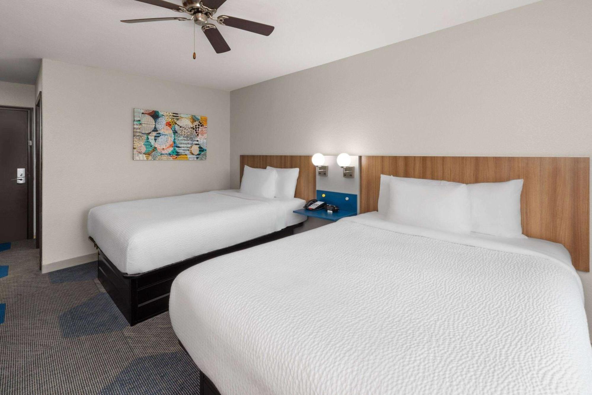 Hotel Microtel & By Wyndham Austin South Buda